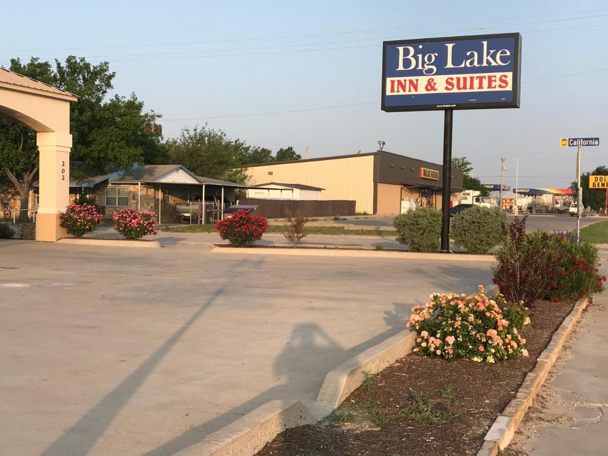Big Lake Inn And Suites Kültér fotó
