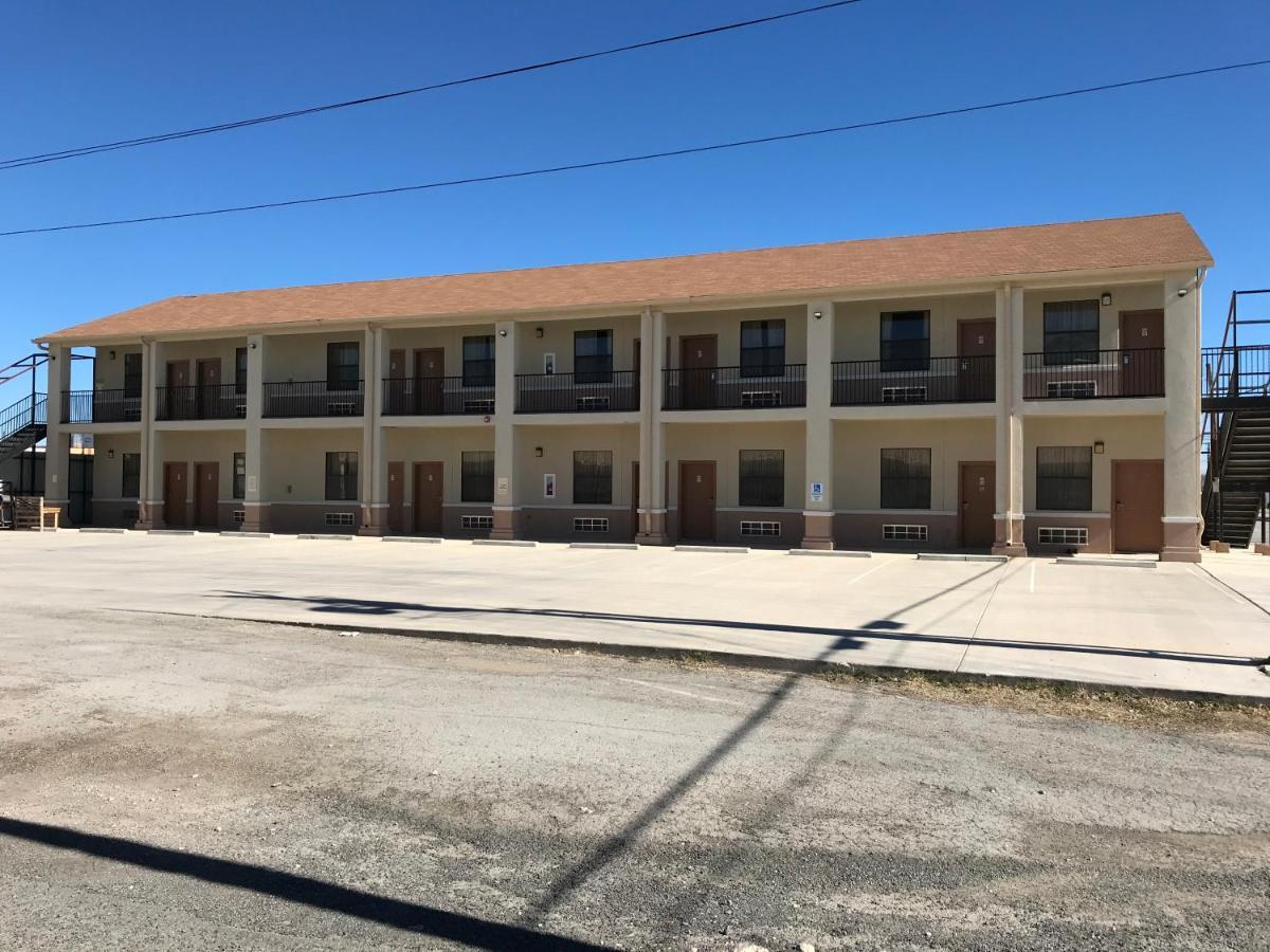 Big Lake Inn And Suites Kültér fotó